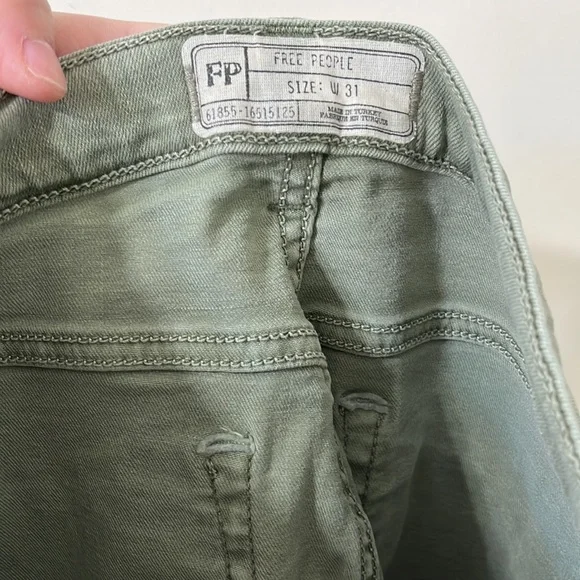 Free People Moss High Rise Distressed Busted Knee Skinny Jeans Size 31 - Picture 10 of 12